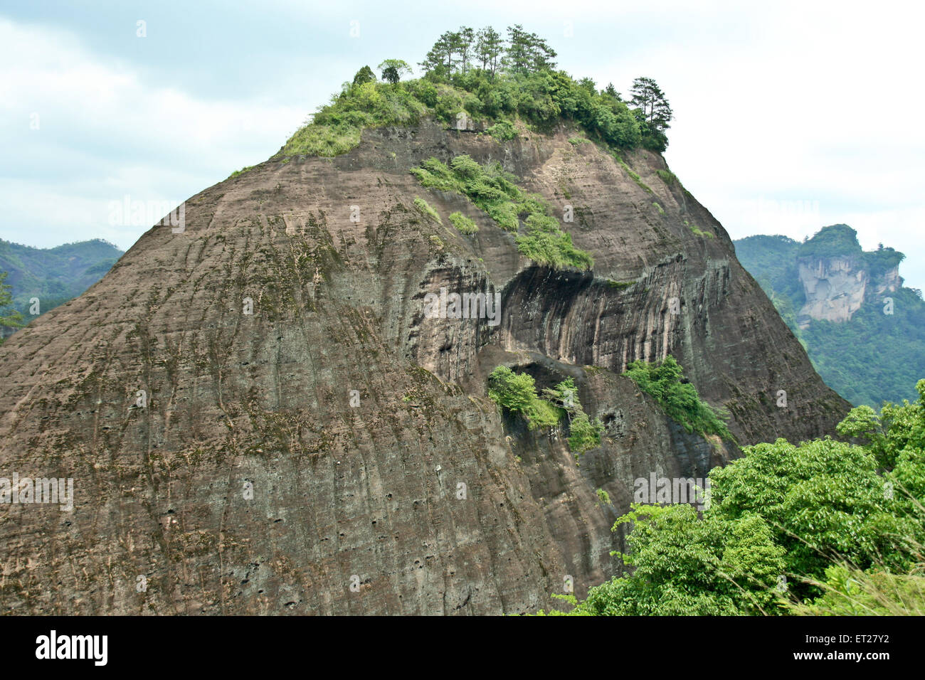 Wuyi mountain peaks inhabituelle. Banque D'Images