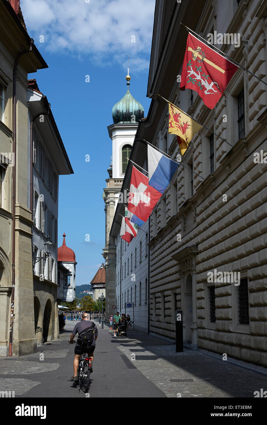 Lucerne, Suisse, dans le quartier historique du Palais du chevalier d'un drapeau Banque D'Images