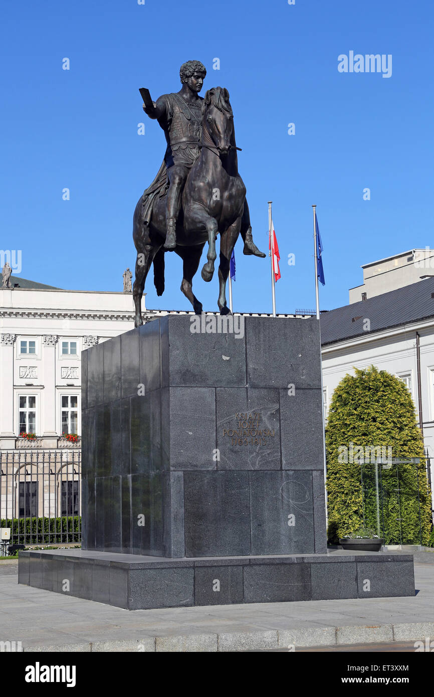 Statue du prince Józef Poniatowski devant le palais présidentiel à Varsovie, Pologne Banque D'Images