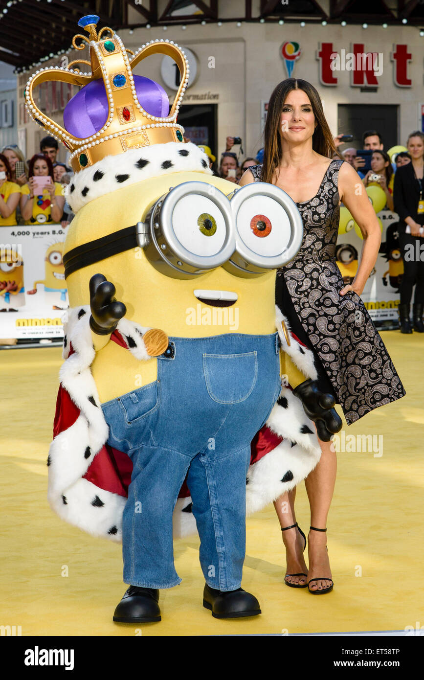 Sandra Bullock arrive sur le tapis jaune pour la première mondiale de la 'Minions' le 11/06/2015 à l'odeon Leicester Square, Londres. Photo par Julie Edwards Banque D'Images