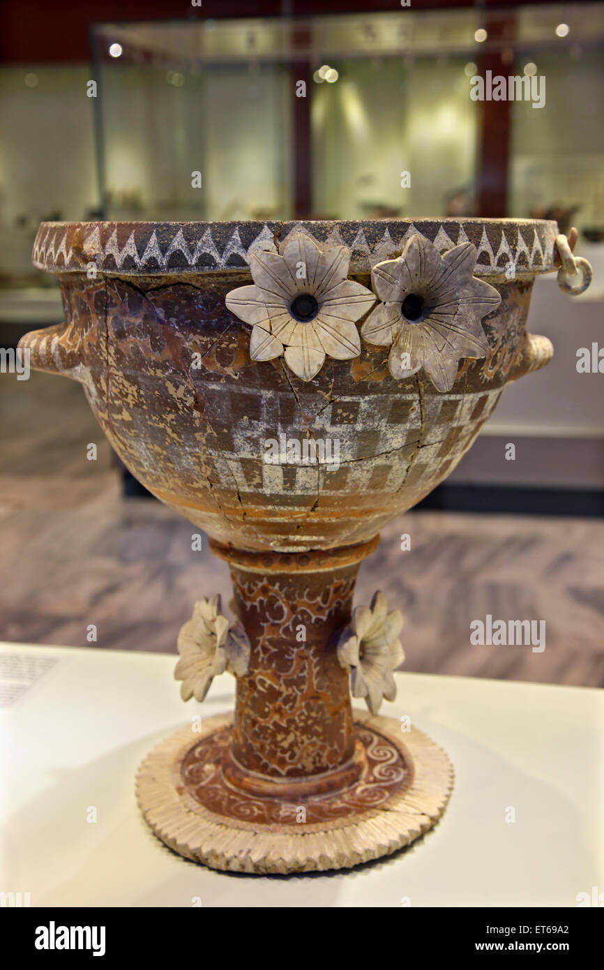 Bel exemple d'art céramique minoenne dans les vestiges archéologiques, le Musée de Heraklion, Crete island, Grèce. Banque D'Images