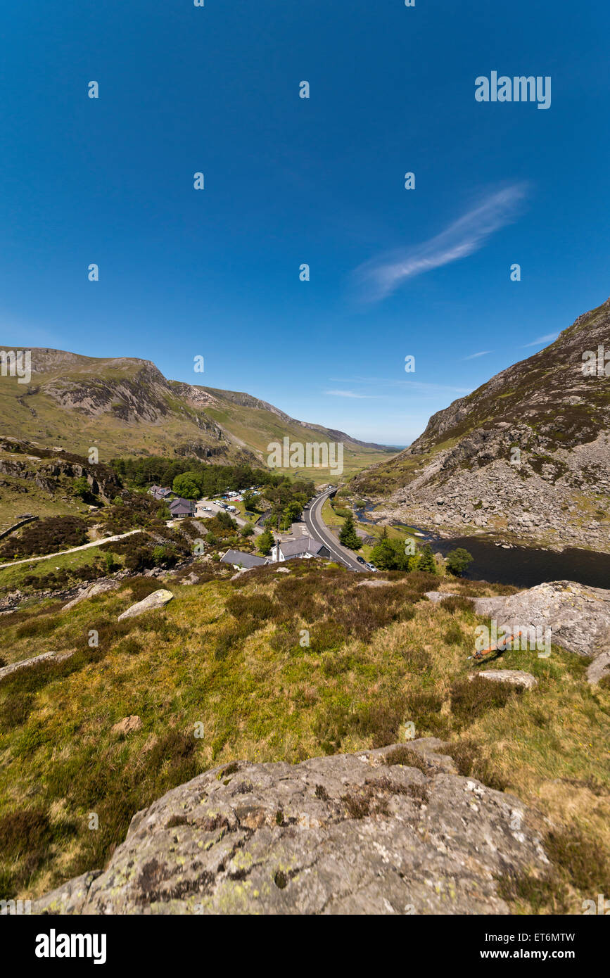 Le Nord du Pays de Galles Snowdonia National Trust britannique Llyn Lac Ogwen marche eau paysage pen an wen ole Llanberis pass Nant Francon Banque D'Images