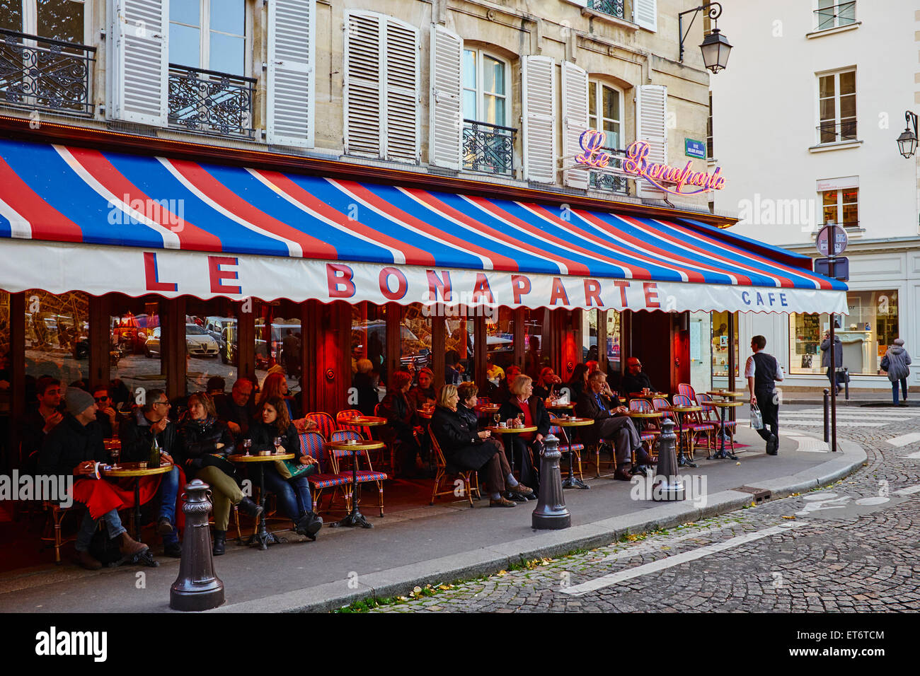 France, Paris (75), le Café Le Bonaparte, place Saint Germain des Près Banque D'Images