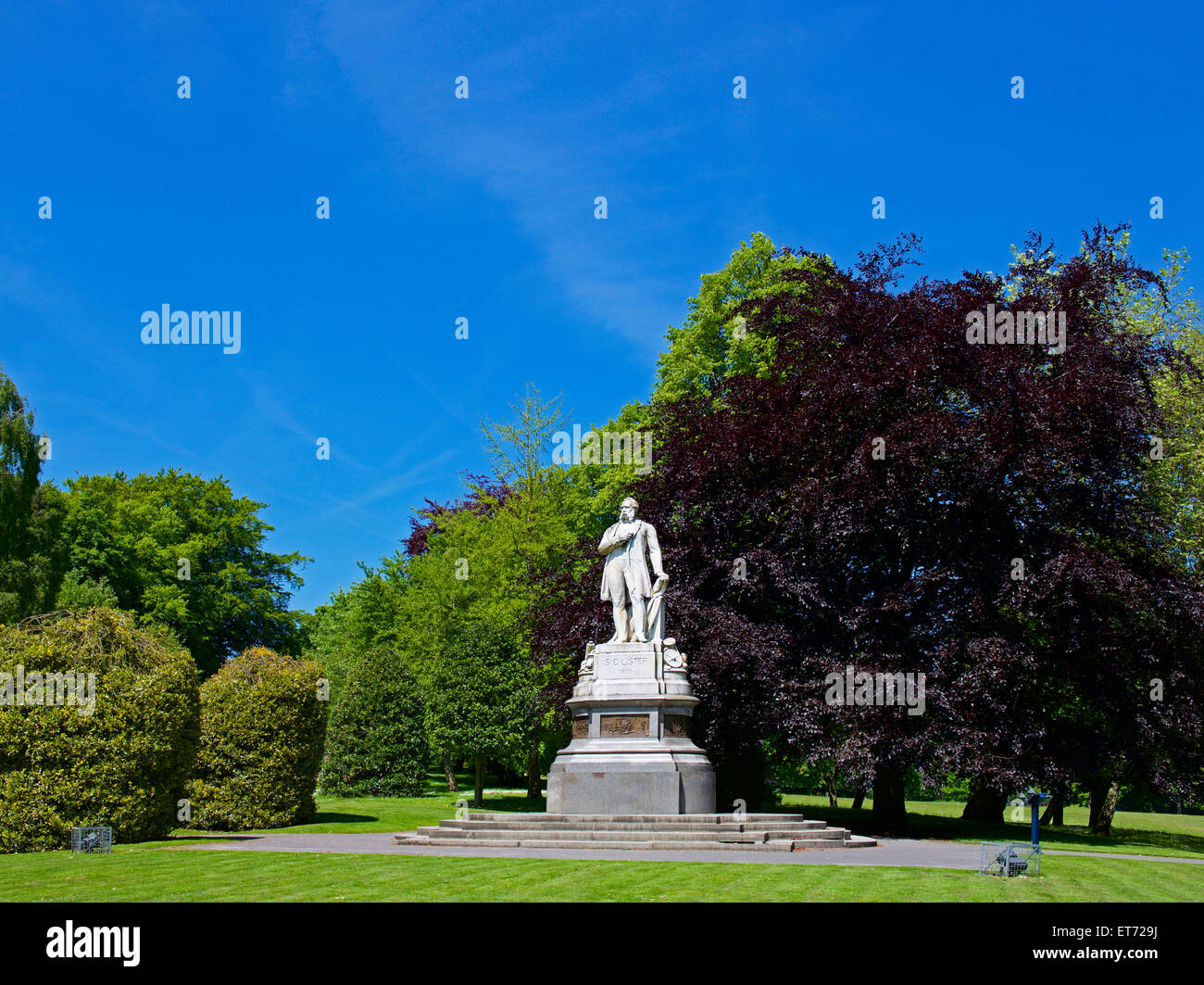 Statue de Samuel Lister, industriel, dans Lister Park, Bradford, West Yorkshire, England UK Banque D'Images