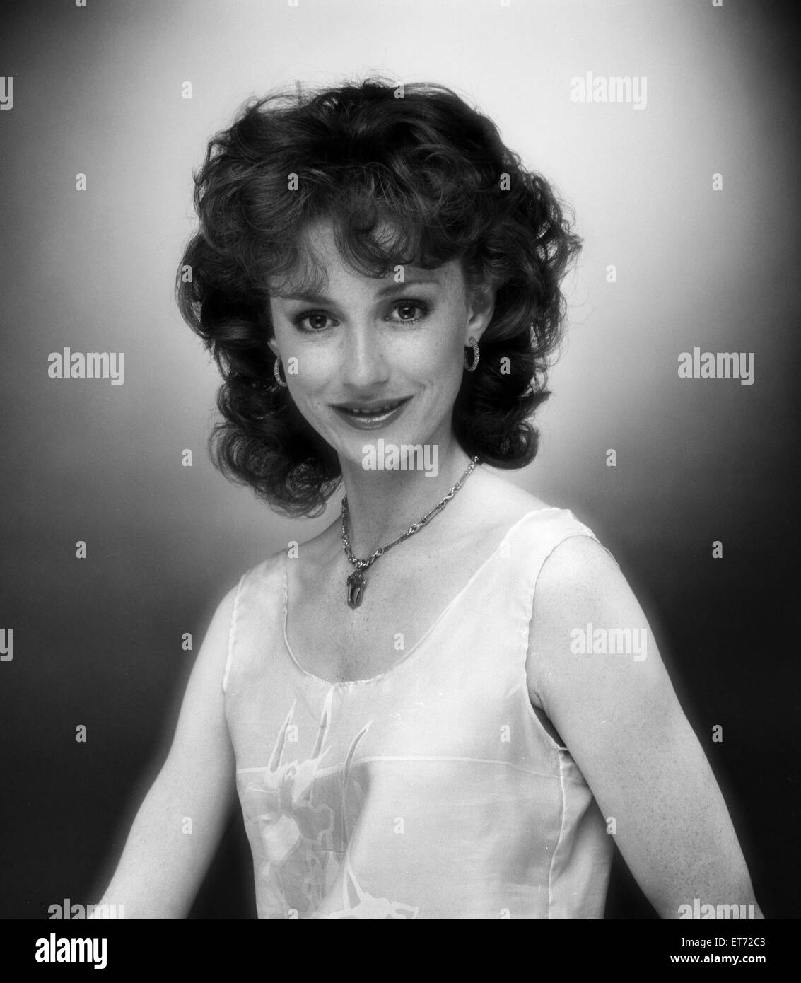 Judi Trott actrice, qui stars comme Lady Marian dans Robin de Sherwood, une production HTV. Studio Pix 14 mai 1984. Banque D'Images