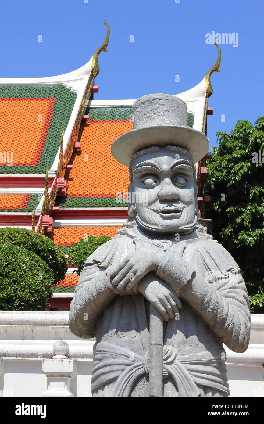 Guardian Farang figure dans le Temple de Wat Pho à Bangkok Banque D'Images
