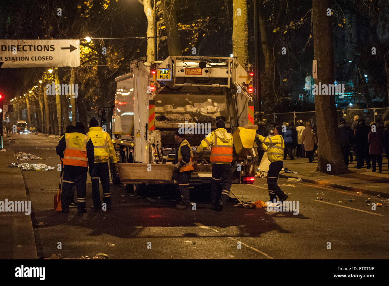 Effacer jusqu'après le Nouvel An 2015 Londres freworks display : Voir Où : London, Royaume-Uni Quand : 01 Jan 2015 Crédit : Peter Maclaine/WENN.com Banque D'Images