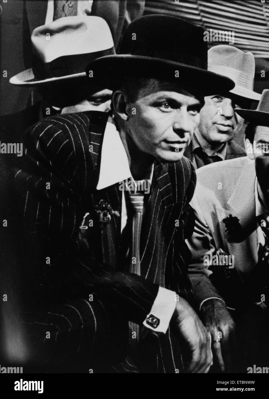 Frank Sinatra, sur-ensemble du film 'Guys and Dolls', 1955 Banque D'Images