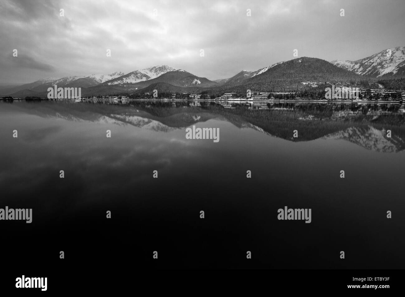 L'île Douglas vu que depuis le canal Gastineau, Juneau, Alaska Banque D'Images