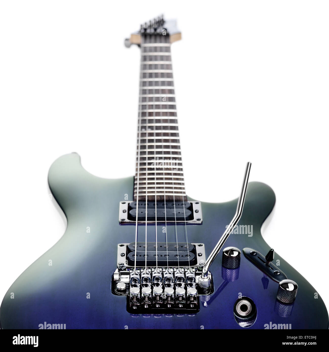 Blue Ibanez guitare électrique de série à un angle isolé sur fond blanc Banque D'Images