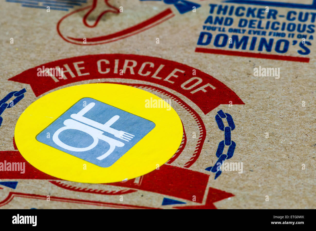 GF" autocollant sur un Domino's Pizza fort signifiant qu'il contient une pizza  sans gluten Photo Stock - Alamy