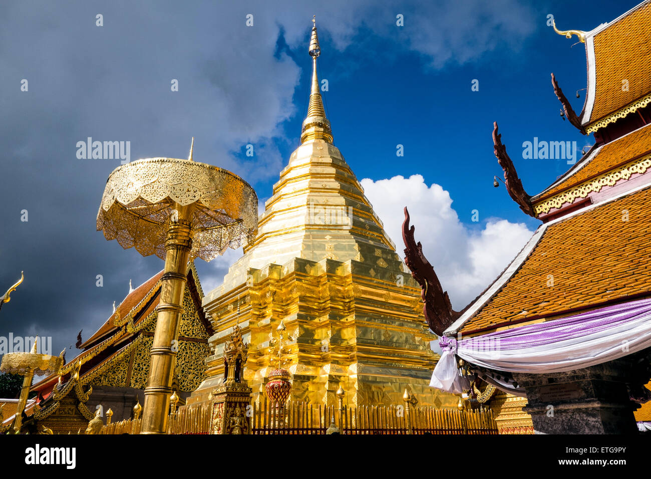 L'Asie. La Thaïlande, Chiang Mai. Wat Doi Suthep. Banque D'Images