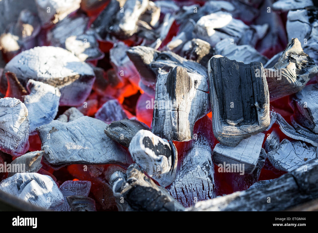 Brûlant du charbon, gros plan Banque D'Images