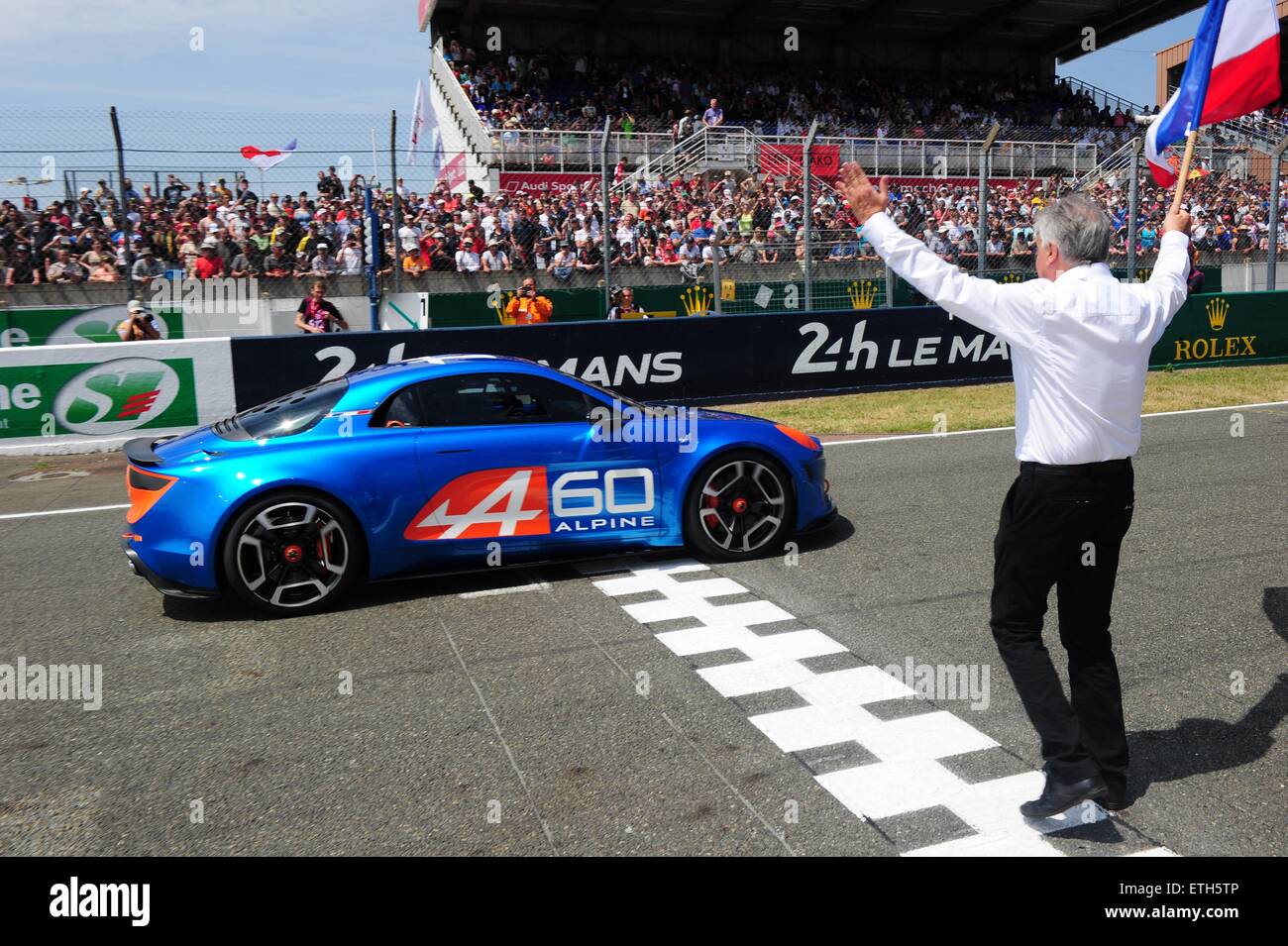 13.06.2015, le Mans, France. Championnats du monde d'Endurance. 24 Heures du Mans. Célébration ALPINE PRÉSENTATION Banque D'Images