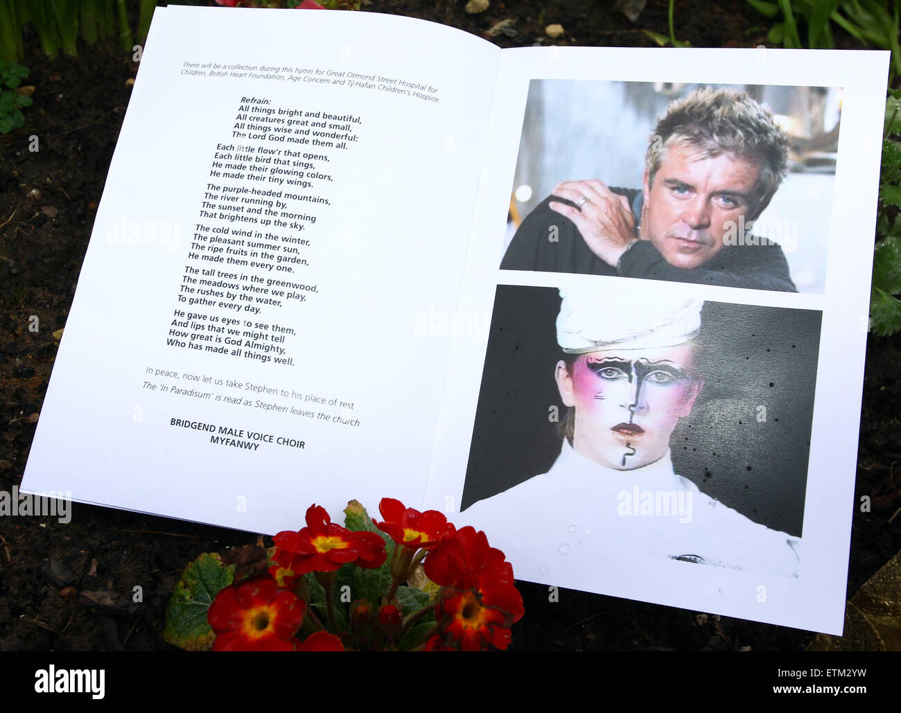 Les funérailles de Visage star Steve étrange à l'église All Saints, Porthcawl comprend : Atmosphère Où : Porthcawl, Royaume-Uni Quand : 12 mars 2015 Source : WENN.com Banque D'Images