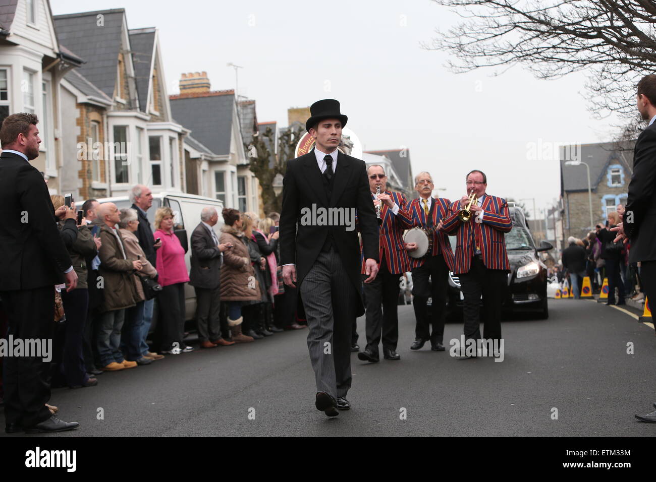 Les funérailles de Visage star Steve étrange à l'église All Saints, Porthcawl comprend : Atmosphère Où : Porthcawl, Royaume-Uni Quand : 12 mars 2015 Source : WENN.com Banque D'Images