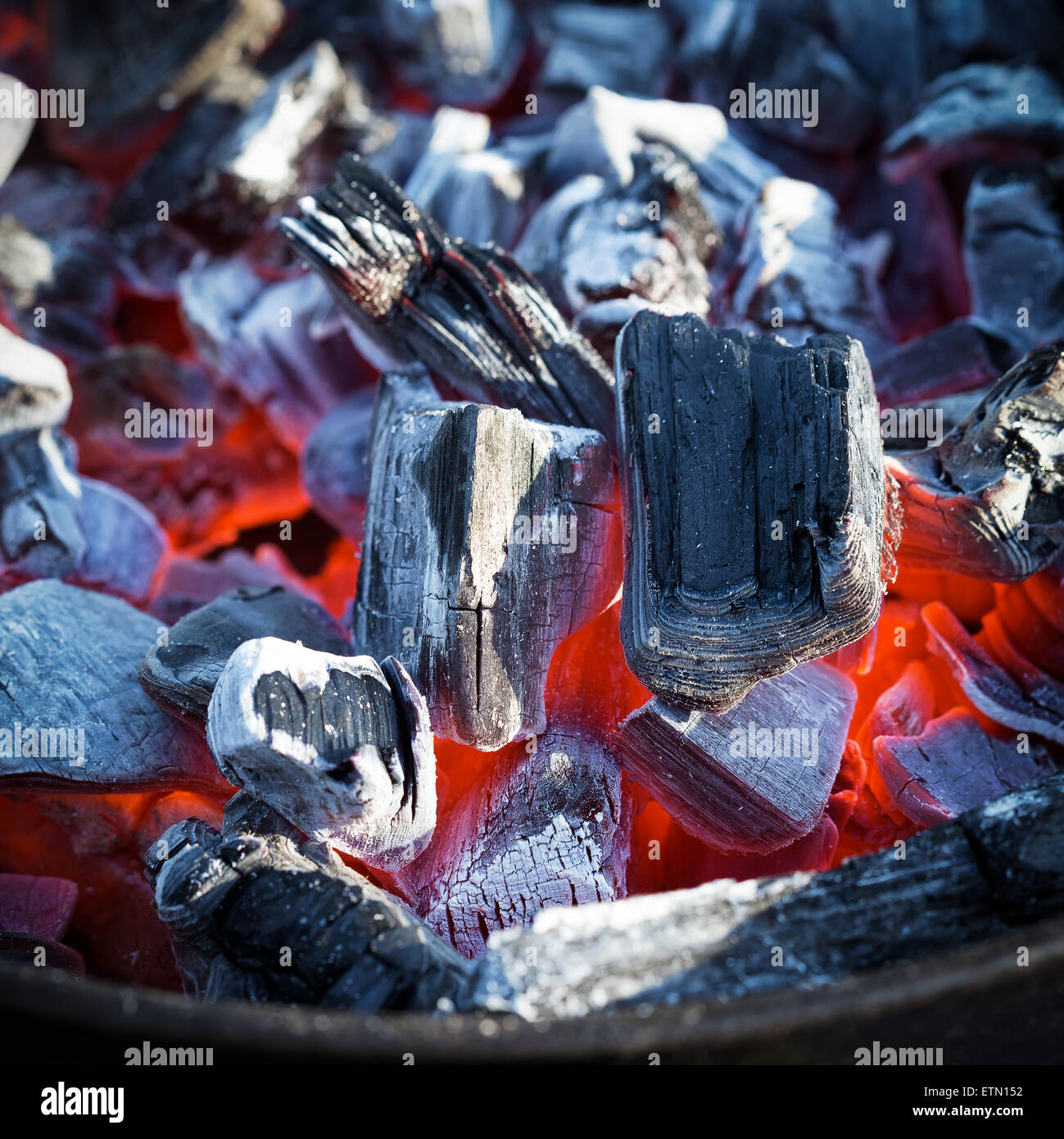 Brûlant du charbon, gros plan Banque D'Images