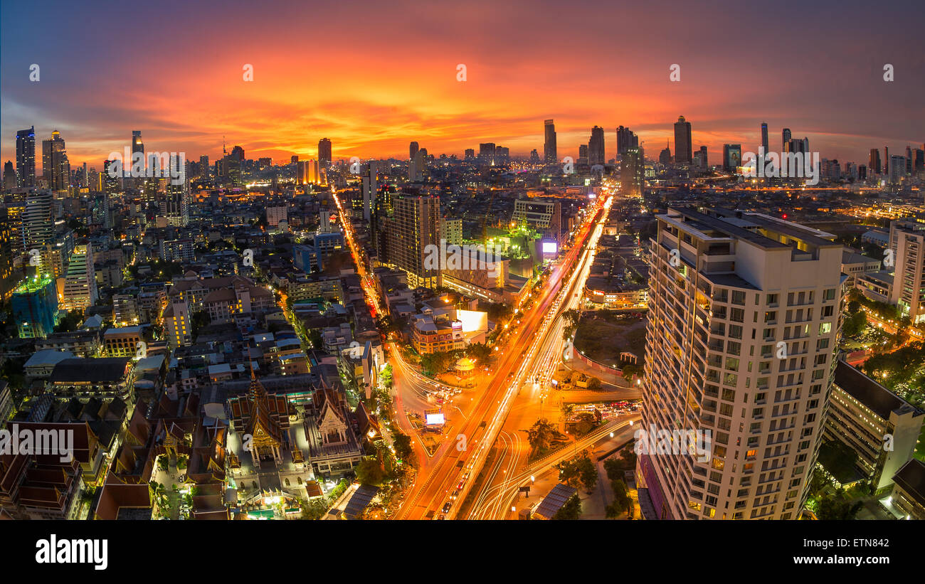 Horizon De Bangkok Et Du Réseau Routier De Nuit Thaïlande