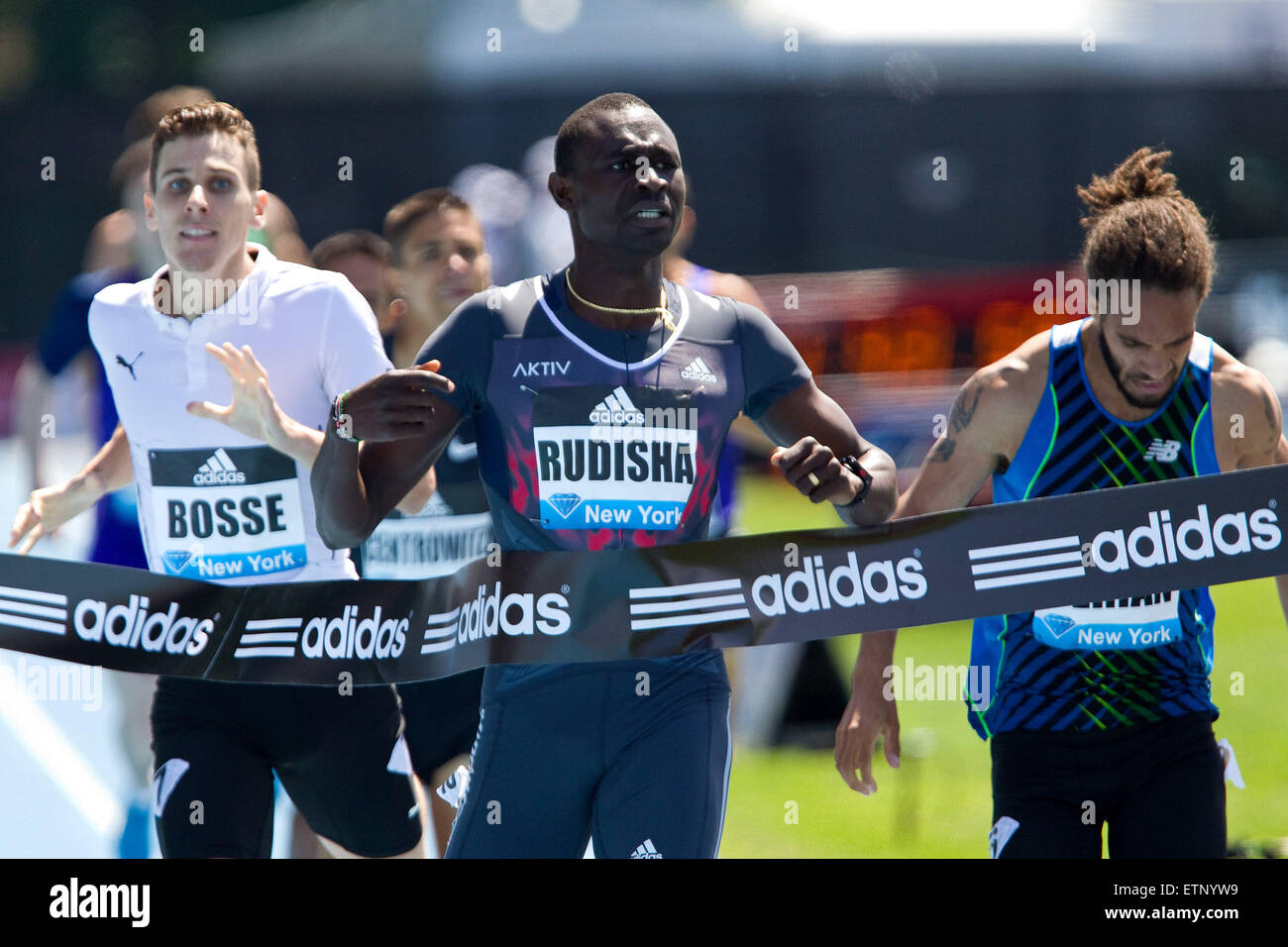 13 juin, 2015 ; Randall's Island, NY, USA ; David Rudisha de Kenya remporte le 800m hommes au cours de l'IAAF Diamond League Adidas Grand Prix à Icahn Stadium. Anthony Nesmith/Cal Sport Media Banque D'Images