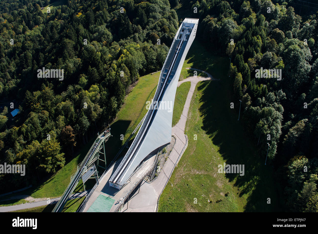Saut à ski, saut à ski, ski Garmisch-Partenkirchen, Bavière, Allemagne Banque D'Images