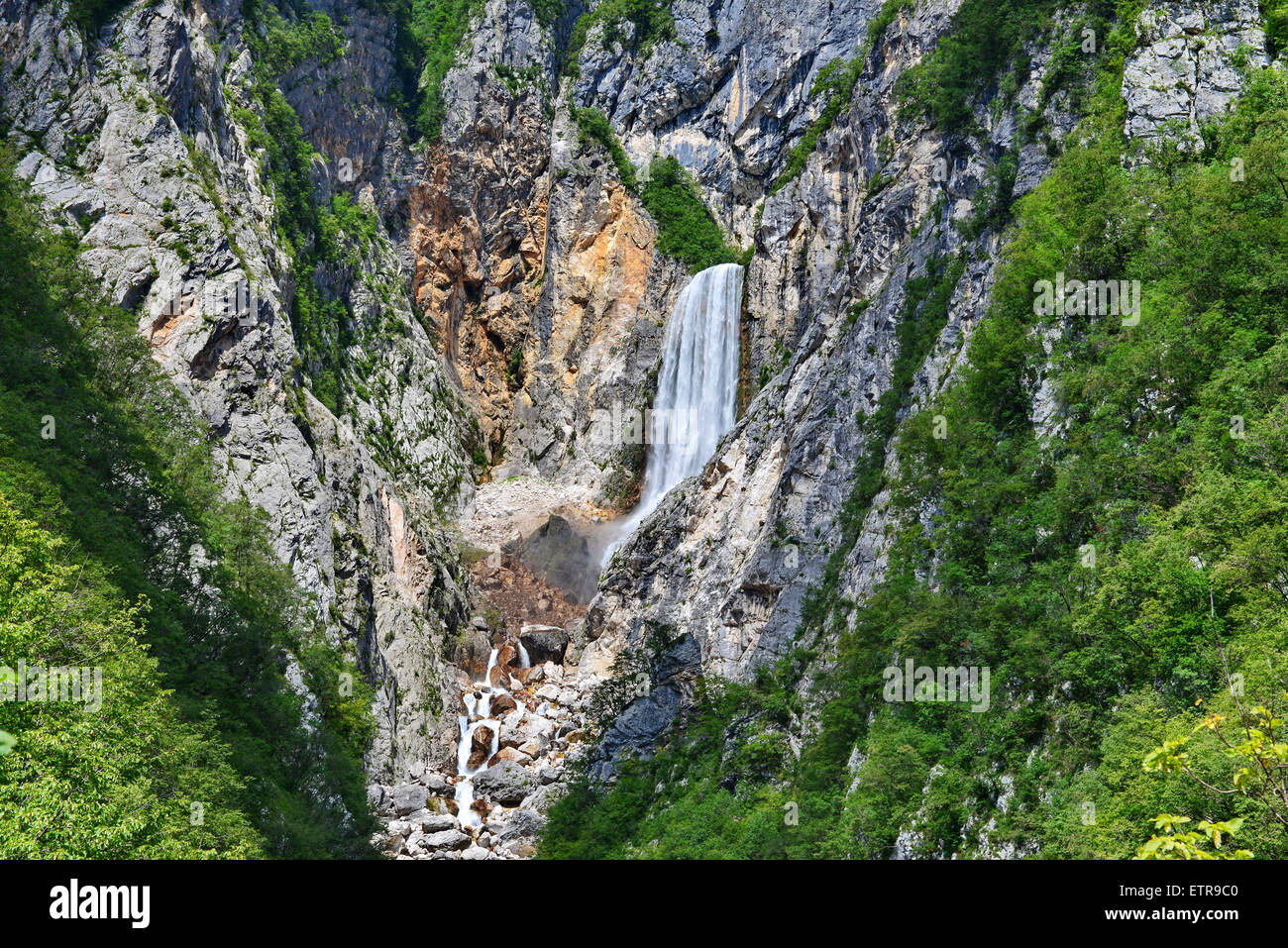 Cascade Boka près de Bovec, Slovénie Banque D'Images