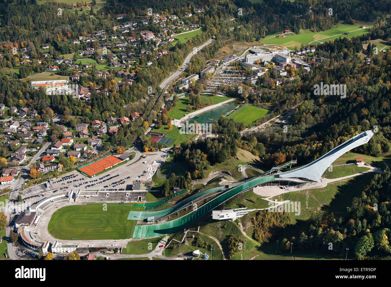 Stade olympique, stade de saut à ski, ski, sport, Gudiberg, Bavaria, aérienne, de Werdenfels, Garmisch-Partenkirchen, hautes terres, Banque D'Images
