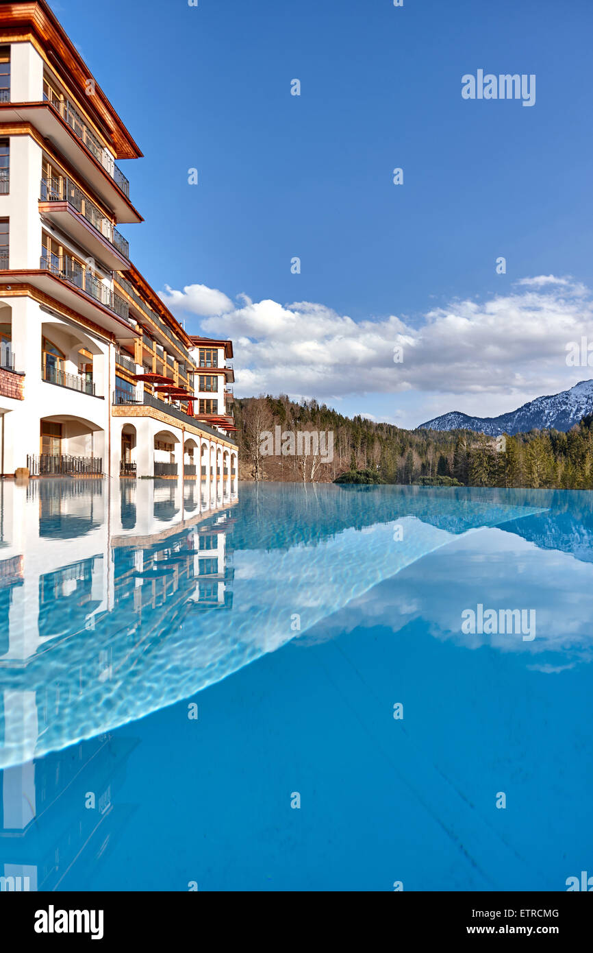 Château d'Elmau (Schloss Elmau) 'Retreat', vue extérieure Banque D'Images