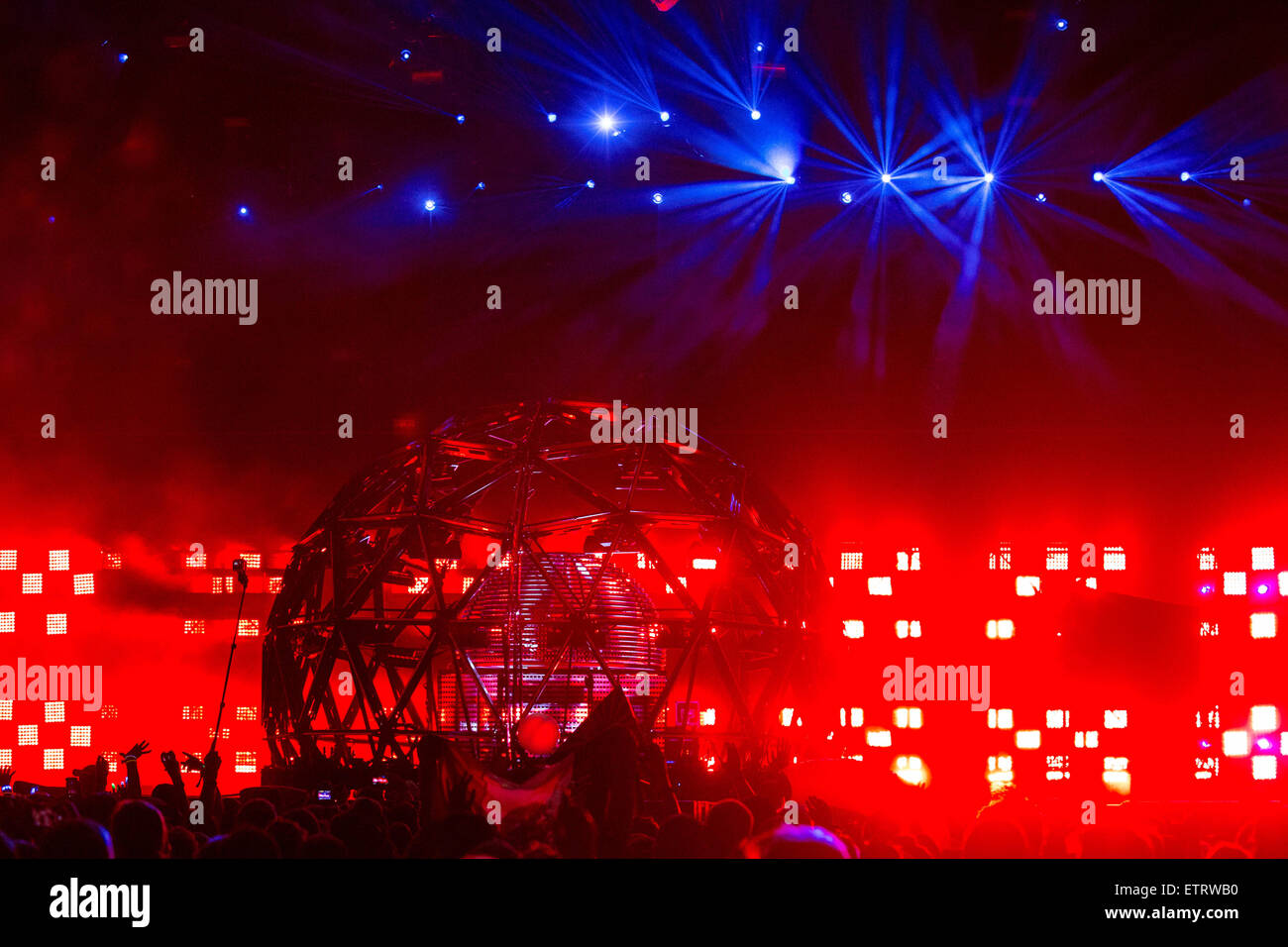 13 juin 2015 - Manchester, New York, États-Unis - House dance musique artiste deadmau5 il se produit sur la scène du Festival de Musique et Arts Bonnaroo Manchester, New Hampshire (crédit Image : © Daniel DeSlover/Zuma sur le fil) Banque D'Images