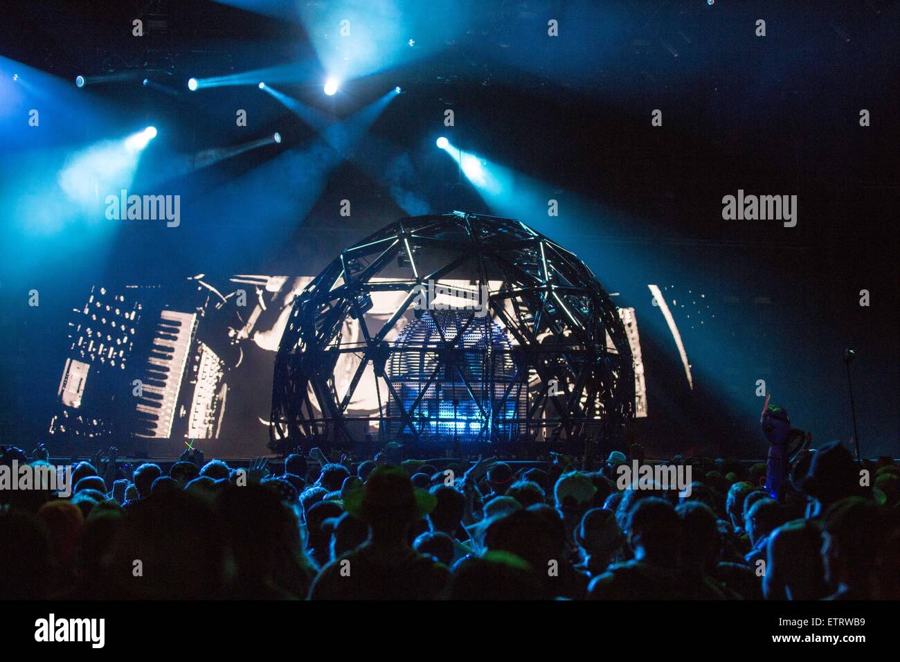 13 juin 2015 - Manchester, New York, États-Unis - House dance musique artiste deadmau5 il se produit sur la scène du Festival de Musique et Arts Bonnaroo Manchester, New Hampshire (crédit Image : © Daniel DeSlover/Zuma sur le fil) Banque D'Images