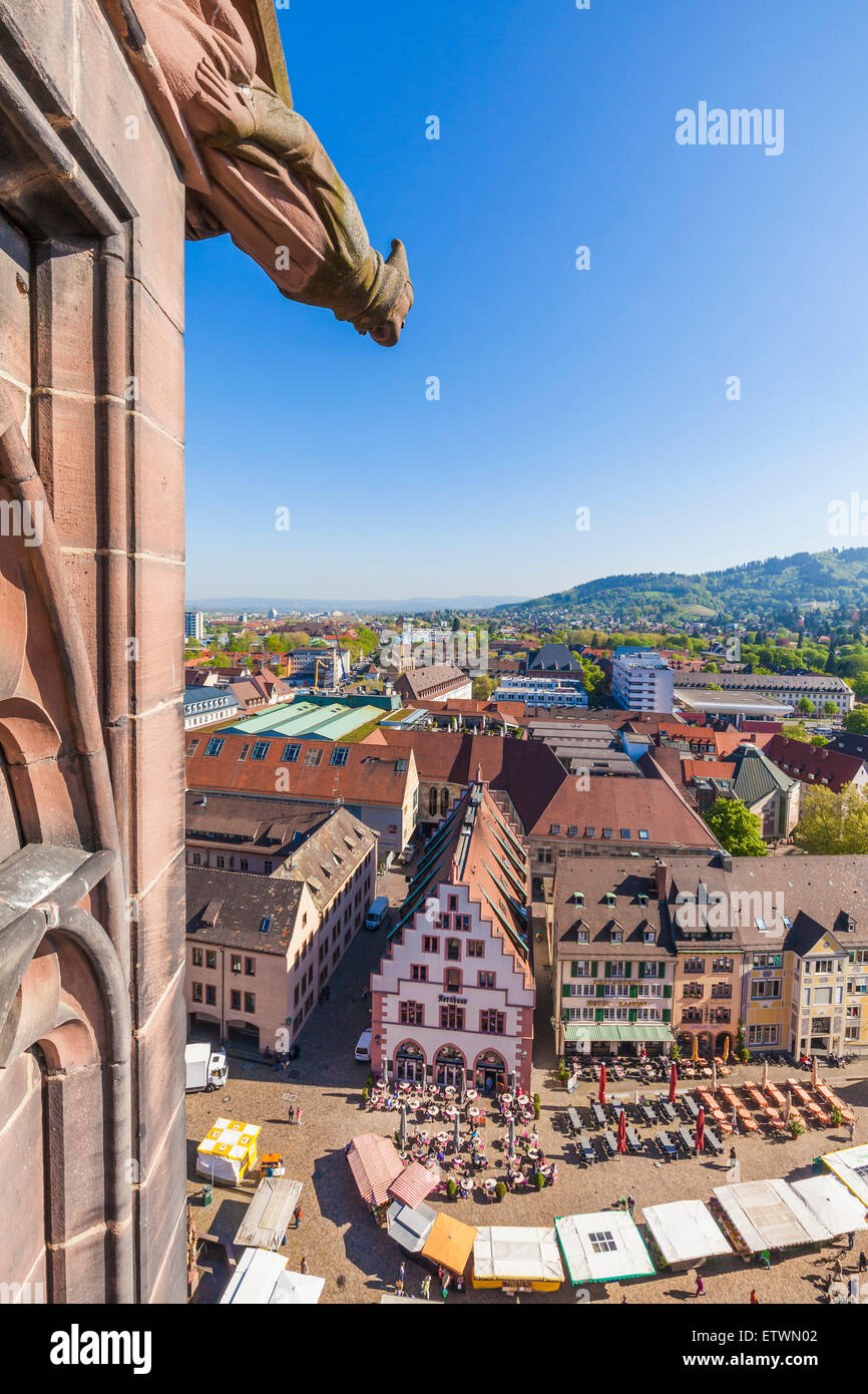 Allemagne, Bade-Wurtemberg, Freiburg, vieille ville, vue de la place de Munster Banque D'Images
