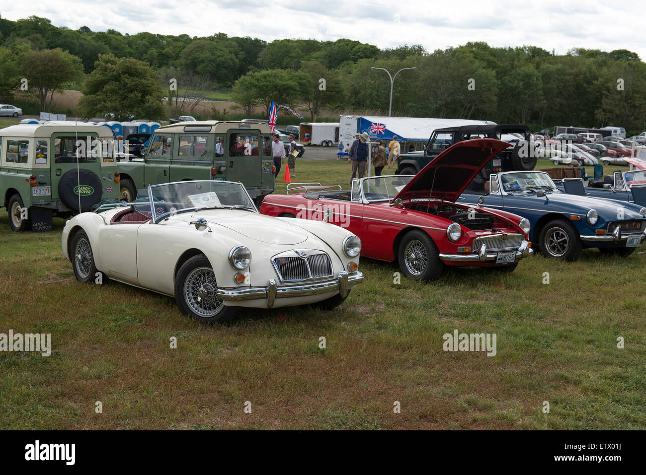 Voitures anciennes à une exposition de voiture Banque D'Images