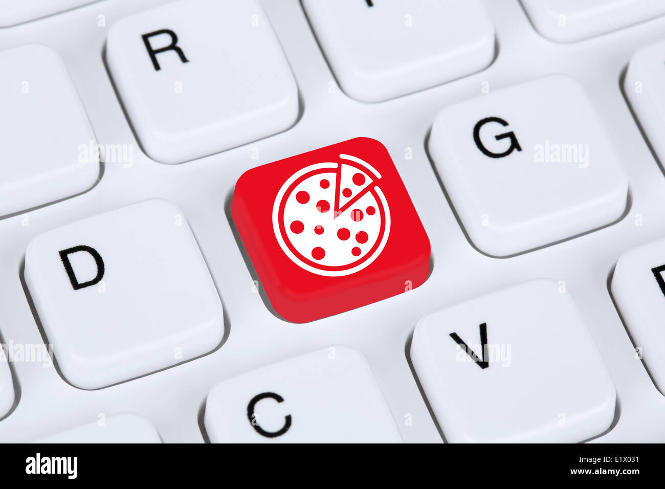 Commander une pizza en ligne commande de nourriture fast-food livraison internet sur ordinateur Banque D'Images