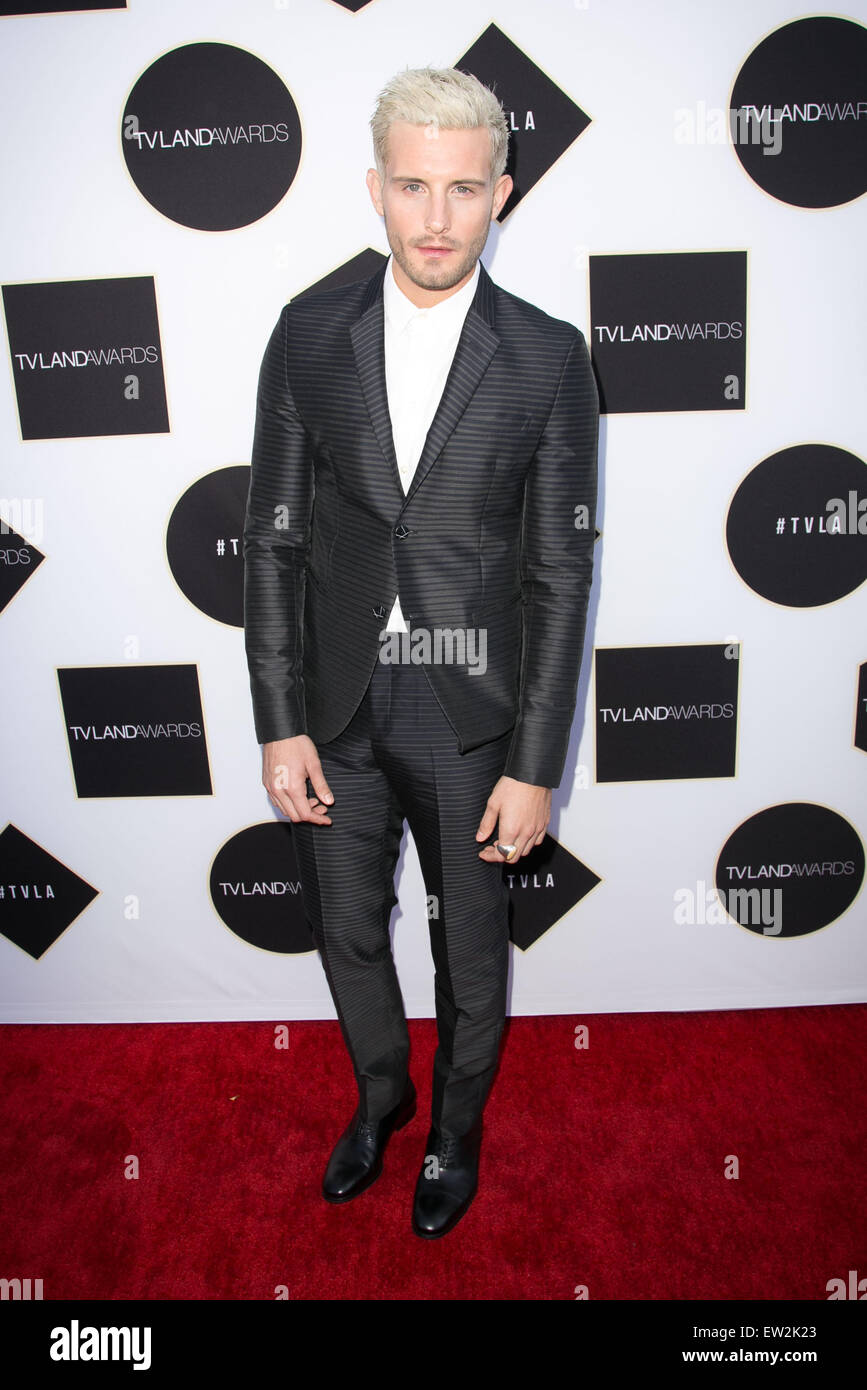 2015 TV LAND Awards au Saban Theatre - Arrivées comprend : Nico Tortorella Où : Los Angeles, California, United States Quand : 11 Jan 2015 C Banque D'Images