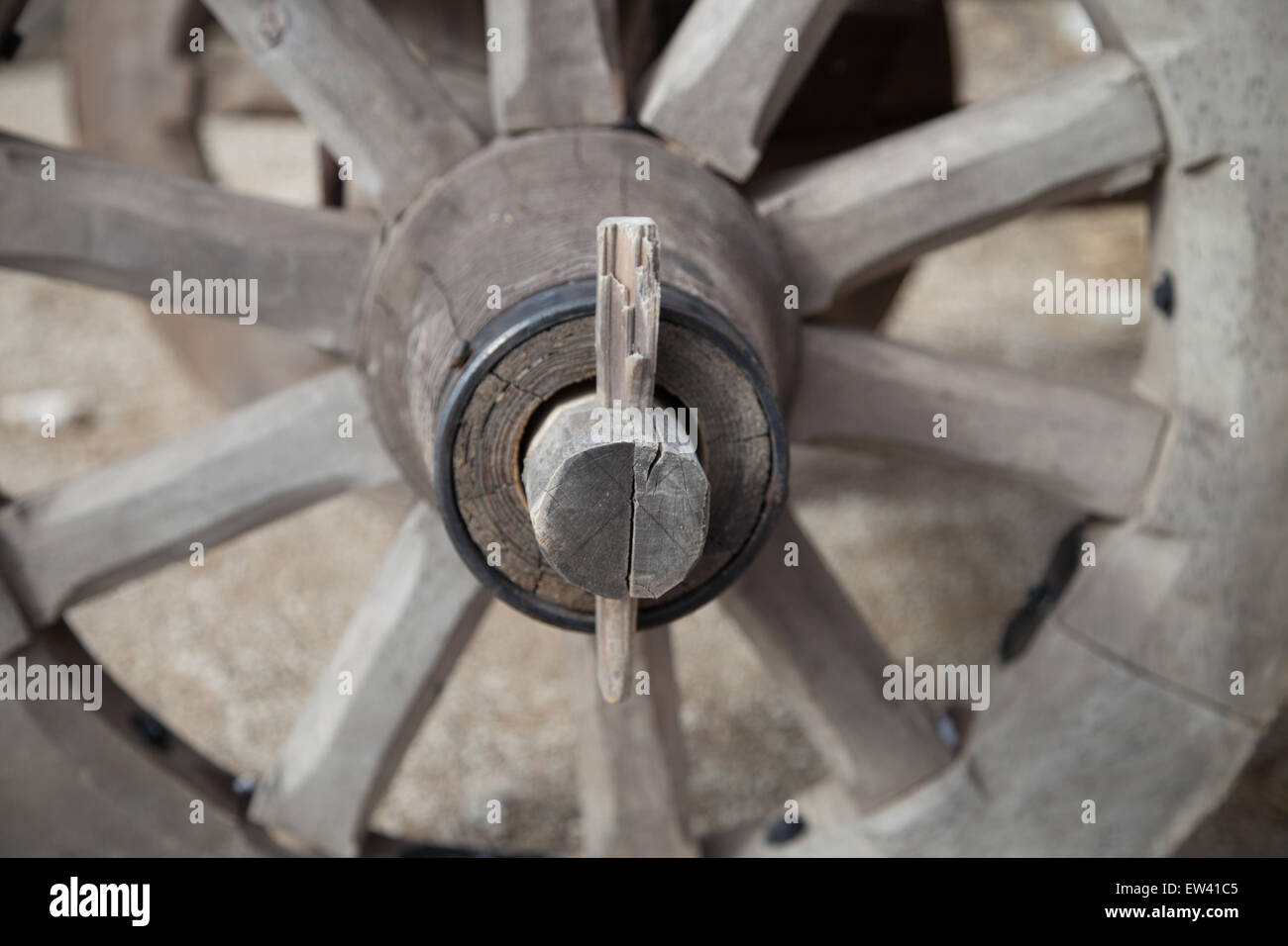 ancienne roue de wagon Banque D'Images