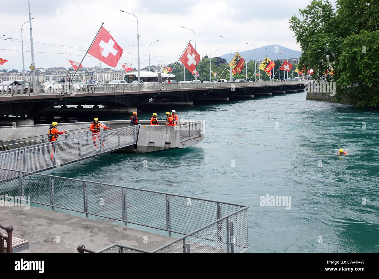 Sauvetage en eau du lac de Genève Banque D'Images
