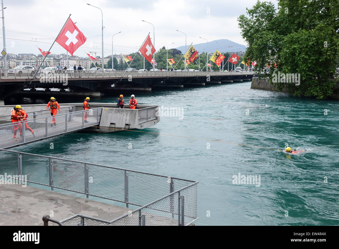 Sauvetage en eau du lac de Genève Banque D'Images