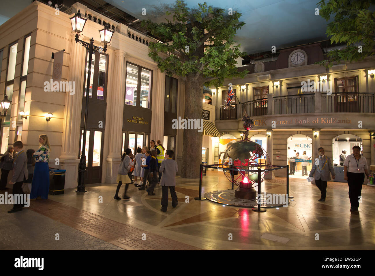 KidZania educational parc à thème où les enfants jouent à être adultes, le centre commercial de Westfield, Sheperd's Bush, Londres Banque D'Images