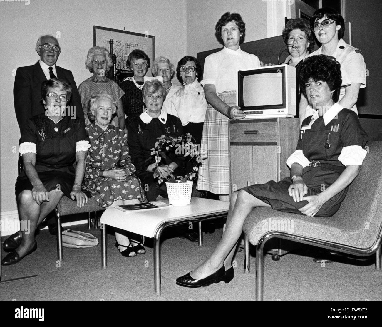 Un espace a été réservé à l'équitation Infirmary, Middlesbrough, pour les parents en attente de leurs enfants ayant des opérations dans l'oreille, nez et gorge ward. Le salon a été meublé avec des chaises, tables et écrans achetés par le WRVS. La vérification 10 Banque D'Images