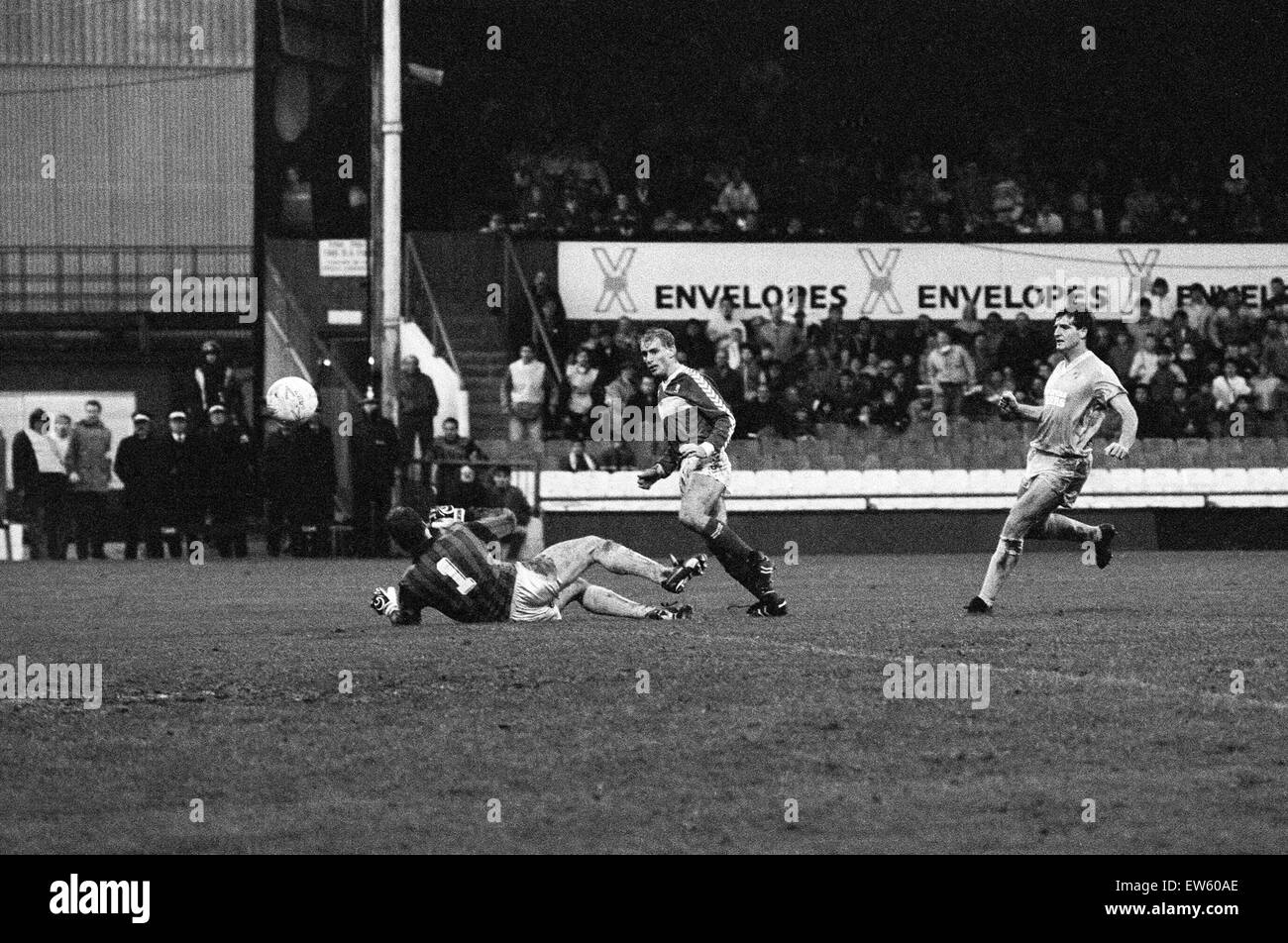 Division de la Ligue anglaise trois match à Ayresome Park. 4 Middlesbrough v Bournemouth 0. Comme action score Middlesbrough un de leurs objectifs. 1er novembre 1986. Banque D'Images