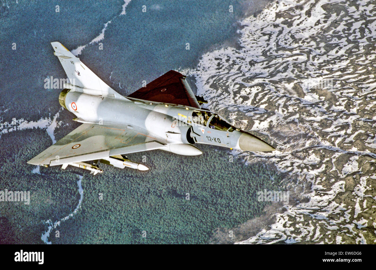 Maquette Kinetic 1/48 – Mirage 2000N Monté Et Peint, édition Dassault