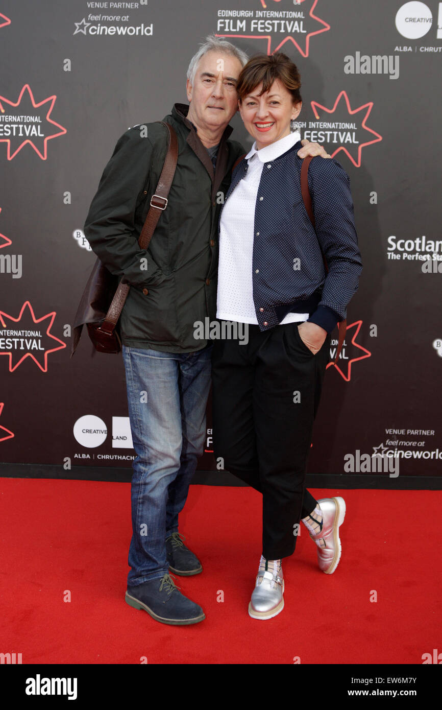 La première mondiale de la film Jake Gavin, Hector, qui a lieu dans le cadre de l'Edinburgh International Film Festival ; Denis Lawson et Jo Hartley Banque D'Images