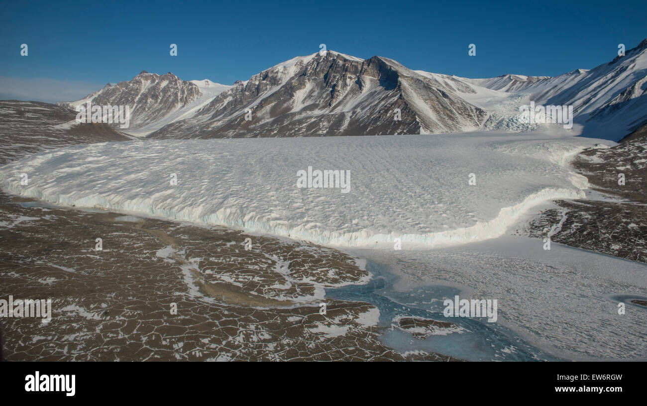 Le Glacier du Canada dans l'arrêt Taylor, Peidmont, vallée de l'Antarctique Banque D'Images