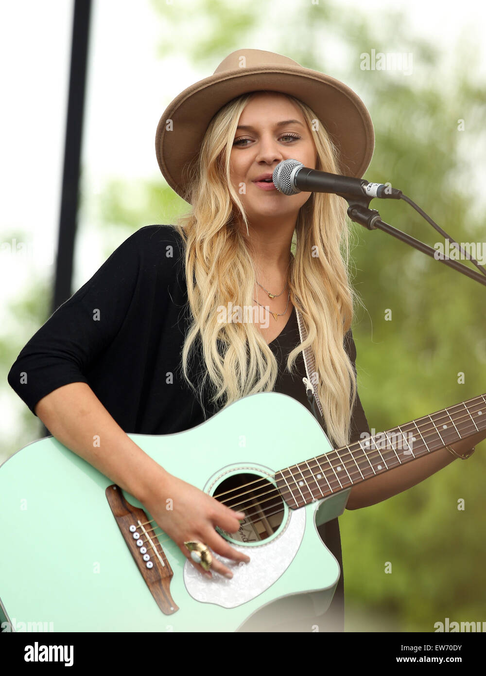 L'Académie de la musique country (ACM) Parti pour une cause à Globe 2015 Life Park - Jour 1 comprend : Kelsea Ballerini Où : Arlington, Texas, United States Quand : 17 Avr 2015 Banque D'Images