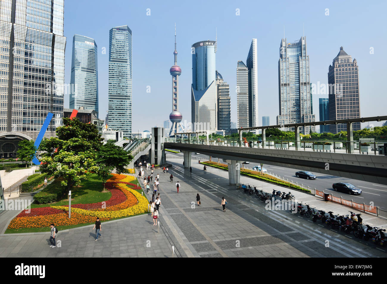 La ville de Shanghai Pudong Oriental Pearl television tower, tour Jin Mao, le World Financial Center Chine Banque D'Images