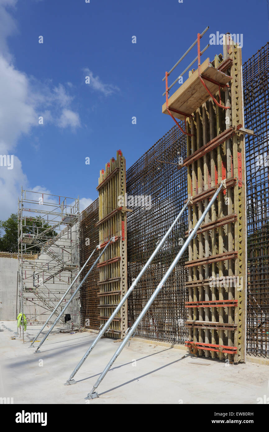 Panneaux de coffrage bois pour la construction de 10 m de hauteur des — free download