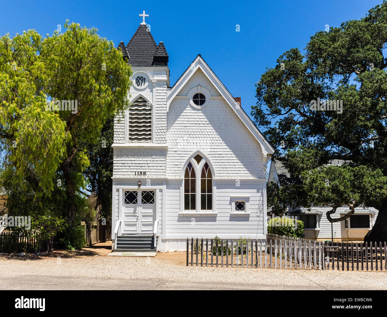 Vue extérieure de la façade en bois blanc1897 Presbyterian Church in Santa Cruz Mountains, en Californie. Banque D'Images