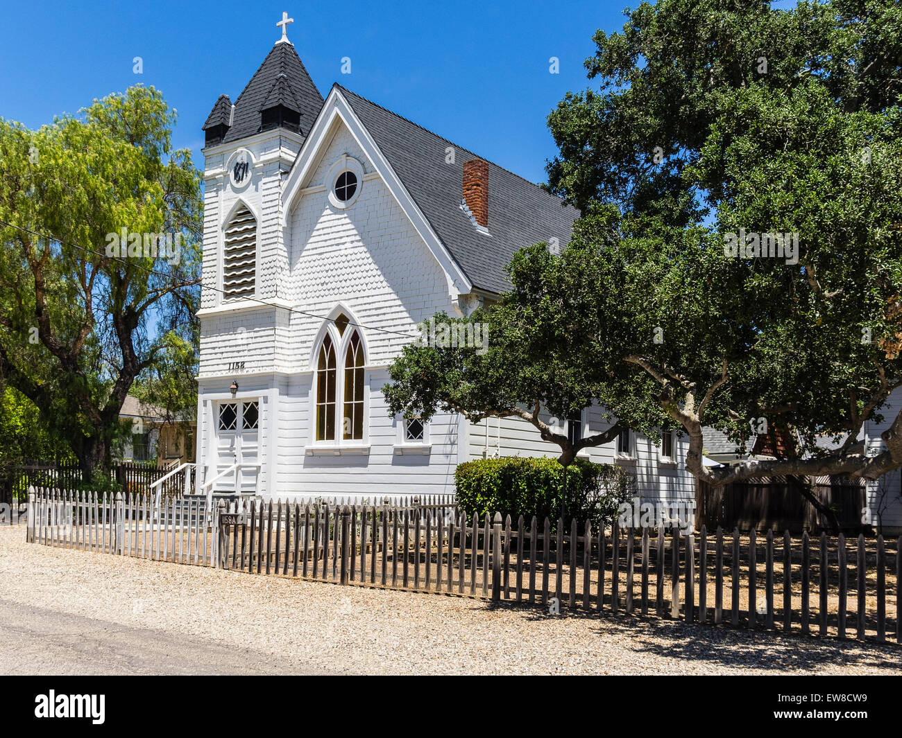 Vue extérieure de la façade en bois blanc1897 Presbyterian Church in Santa Cruz Mountains, en Californie. Banque D'Images