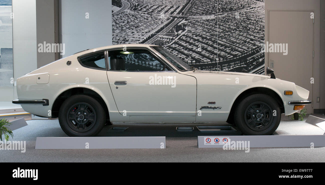 Nissan Fairlady Z 432 (1970) à droite Toyota Automobile Museum Banque D'Images