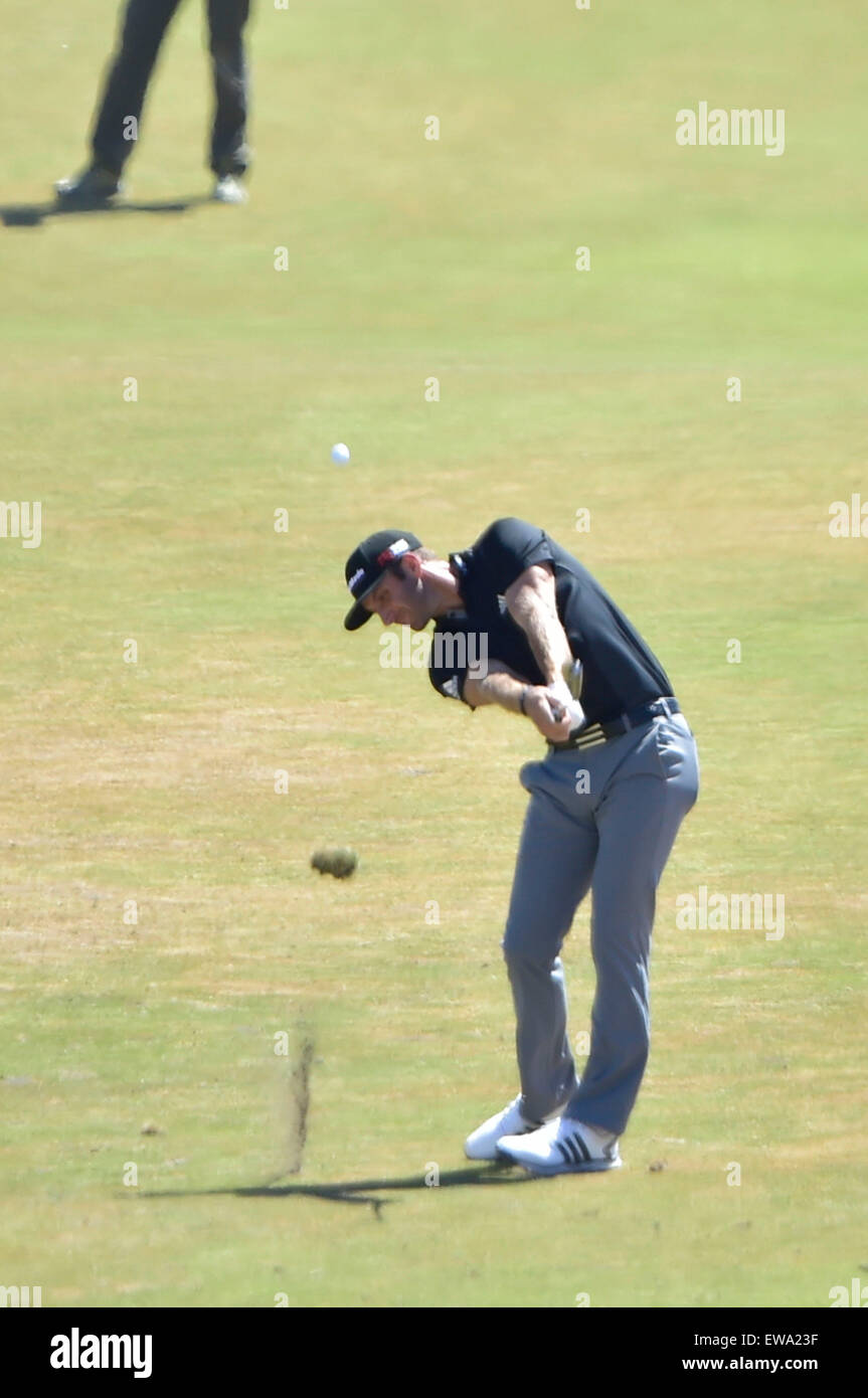 19 juin 2015.Dustin Johnson lors de la ronde 2 à l'US Open à Chambers Bay, University Place, Washington. George Holland/Cal Sport Media. Banque D'Images