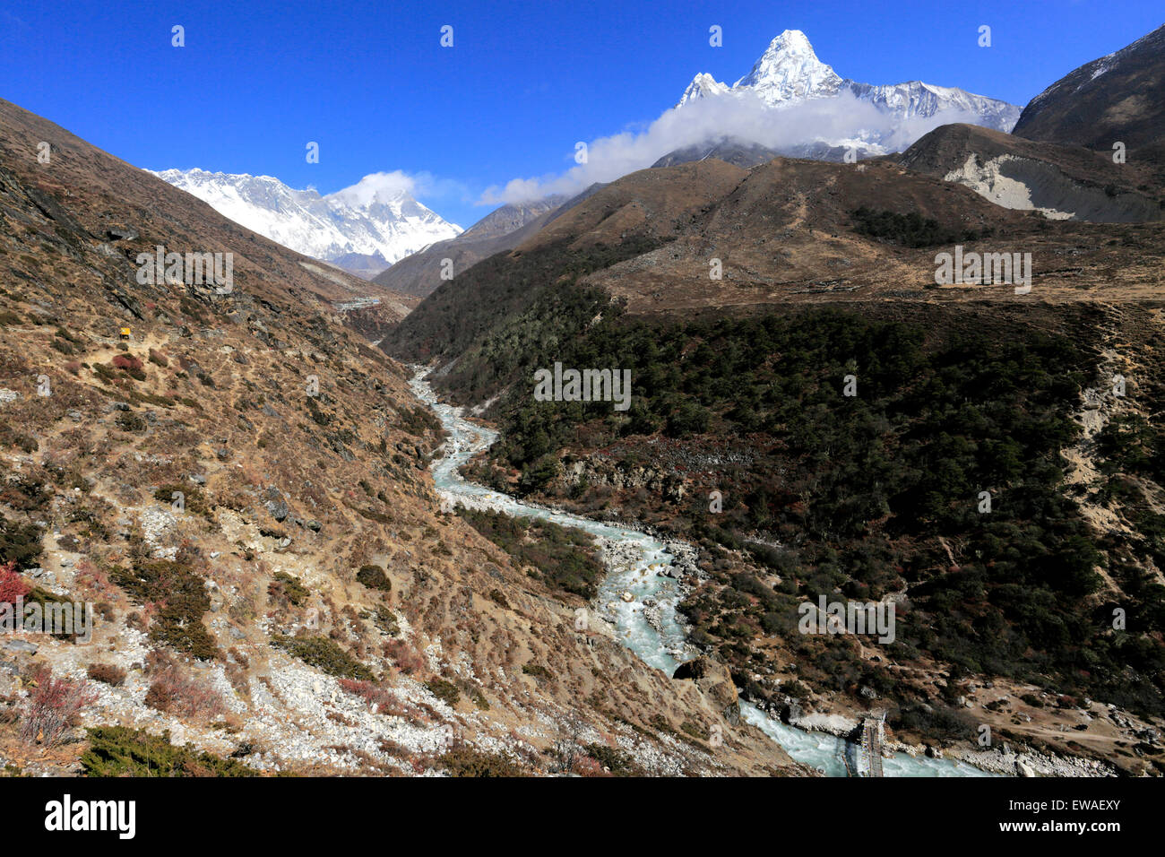 L'Imja Khola river valley, Dingboche Pass, camp de base de l'Everest trek, parc national de Sagarmatha, UNESCO World Heritage Site, solu- Banque D'Images
